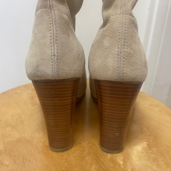 STUART WEITZMAN SUEDE THIGH HEELED BOOTS - Picture 12 of 14